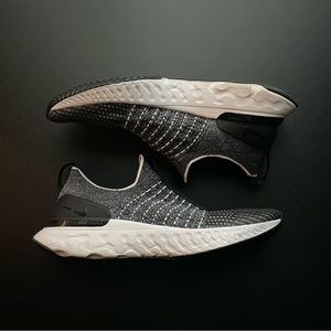 Nike React Phantom Run Flyknit 2